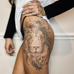 Trachic Tattoo formation fine line